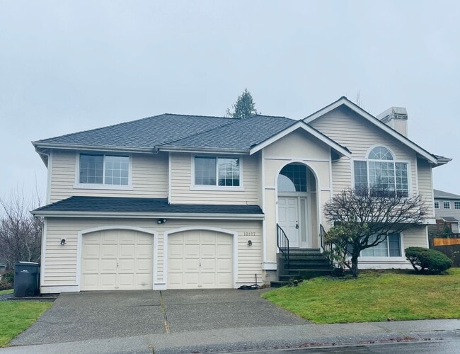 property at 12807 86th Ave NE