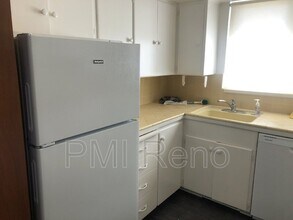 2780 Lakeside Dr in Reno, NV - Building Photo - Building Photo