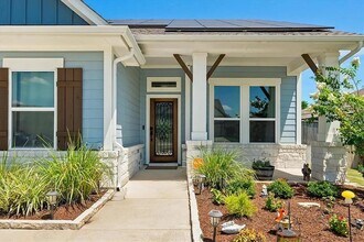 108 Charles Zanco Dr in Bastrop, TX - Building Photo - Building Photo