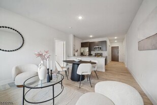 227 N Walnut St in East Orange, NJ - Building Photo