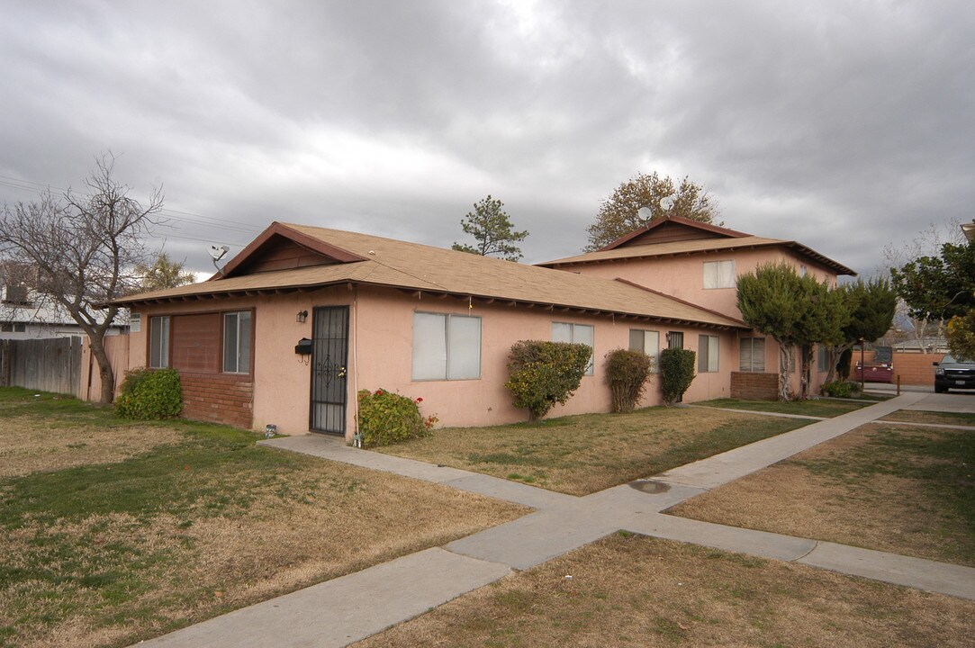 280 Tahquitz Ave in Hemet, CA - Building Photo