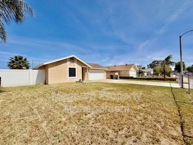 132 E Bowen Rd in Perris, CA - Building Photo - Building Photo