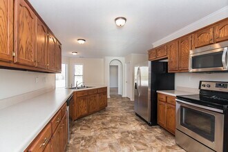 7942 Breezy Meadows Ln in Bartlett, TN - Building Photo - Building Photo