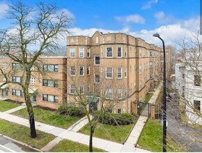7664 S South Shore Dr in Chicago, IL - Building Photo - Building Photo