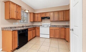 4530 Quailgate Dr in Spring, TX - Building Photo - Building Photo