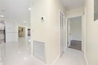 5727 Harrison St in Hollywood, FL - Building Photo - Building Photo