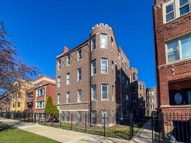 2019 N Humboldt Blvd in Chicago, IL - Building Photo