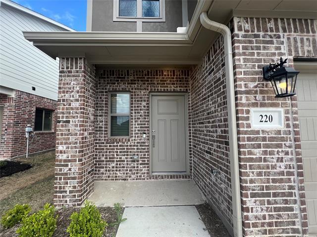 220 Griffith Dr in Princeton, TX - Foto de edificio - Building Photo