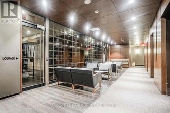 70 Temperance St in Toronto, ON - Building Photo - Building Photo