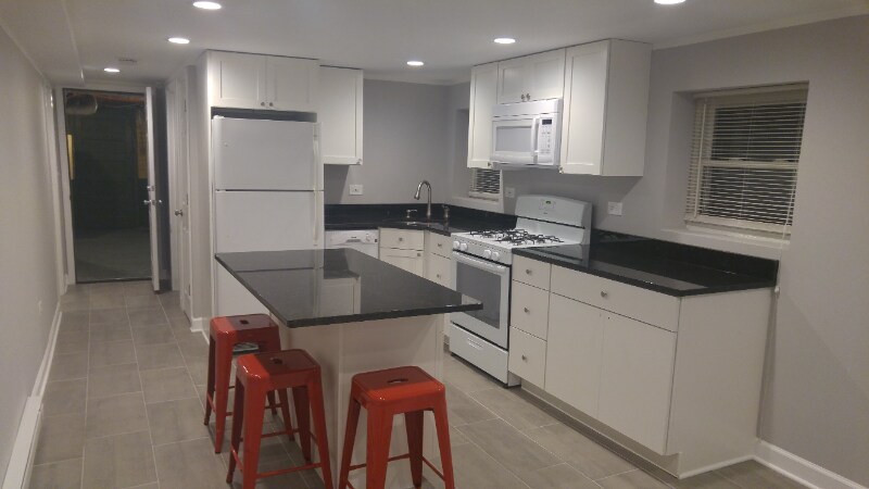 4019 W Barry Ave in Chicago, IL - Building Photo