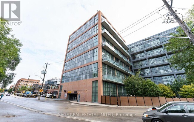 property at 5 Hanna Ave
