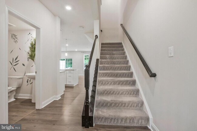 property at 2738 Lady Slipper Rd