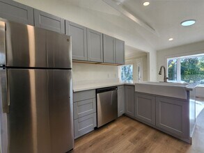 715 Boyes Blvd in Sonoma, CA - Building Photo - Building Photo