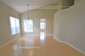 901 Rosinia Ct in Orlando, FL - Foto de edificio - Building Photo