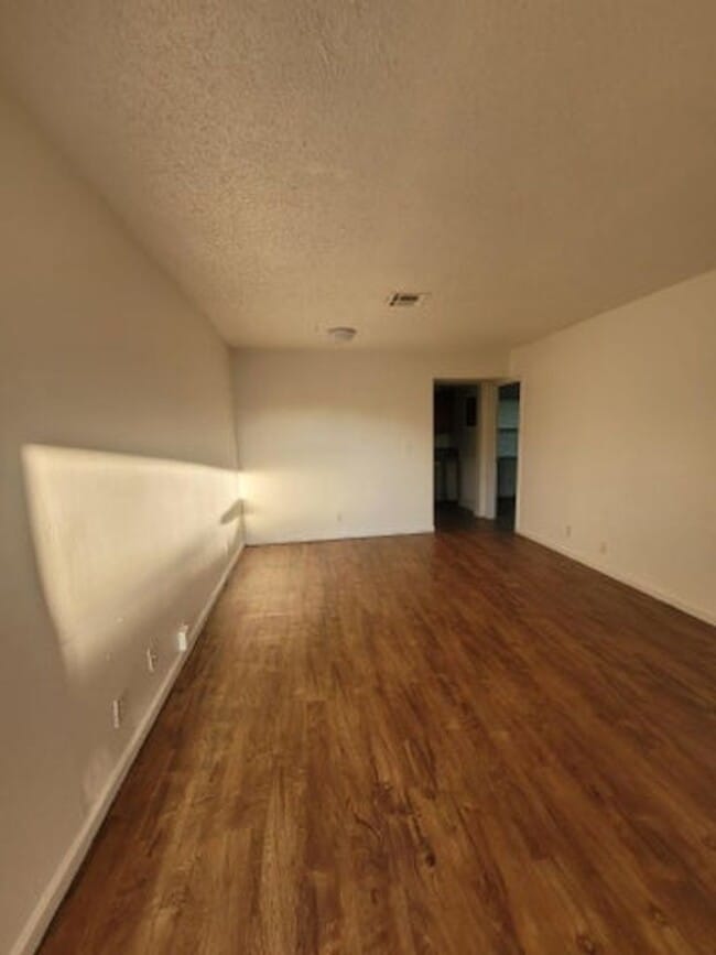 4103 Riverside Dr in Coral Springs, FL - Building Photo - Building Photo
