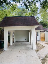 1201 Radcliff Dr, Unit 0 in Austin, TX - Building Photo - Building Photo