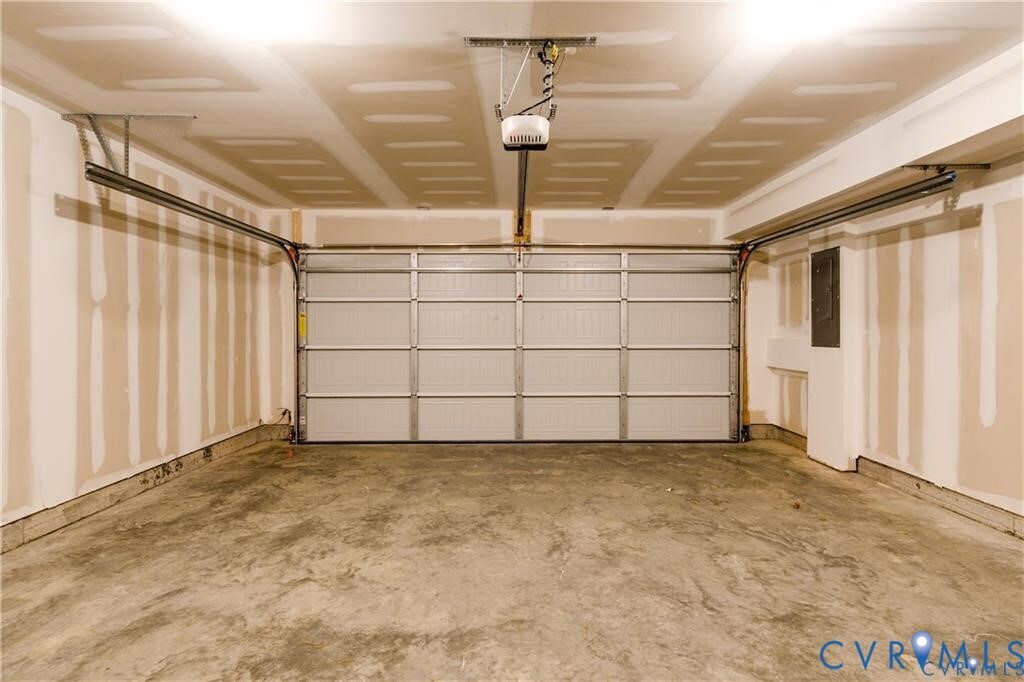 2015 Wood Owl Wy in Richmond, VA - Building Photo