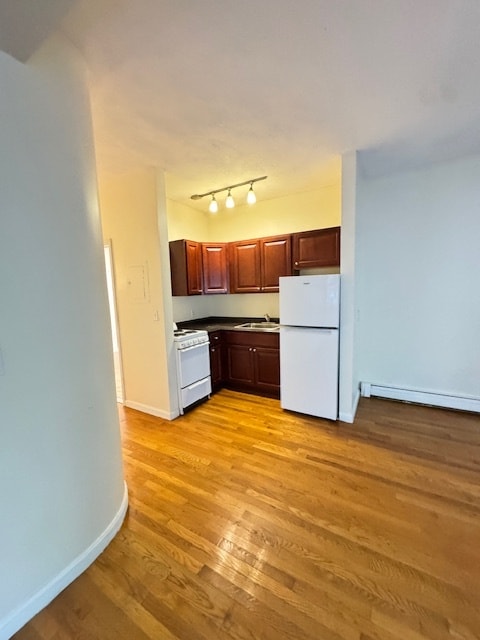 81 S Huntington Ave, Unit 2 in Boston, MA - Foto de edificio - Building Photo