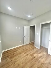 2215 N 10th St, Unit 2 in Philadelphia, PA - Building Photo - Building Photo