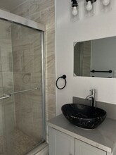 1156 W 39th St in Los Angeles, CA - Building Photo - Building Photo