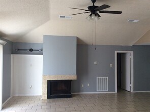 7506 Marisol Dr in Houston, TX - Building Photo - Building Photo