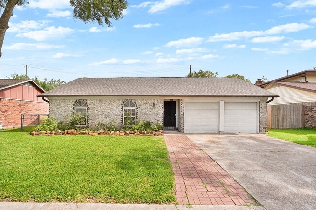 property at 10014 Carlow Ln