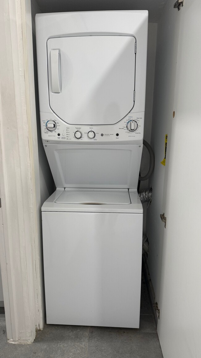 900 Pennsylvania Ave in Miami Beach, FL - Foto de edificio - Building Photo