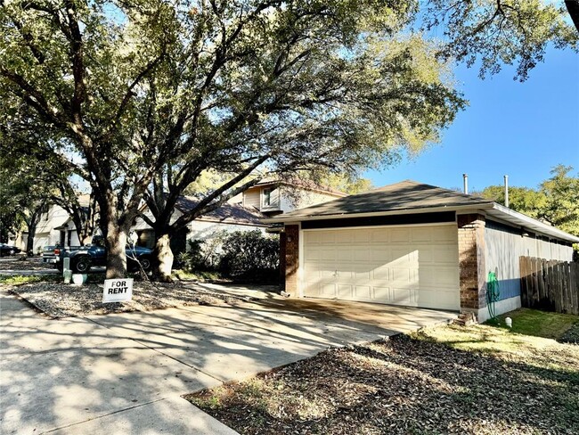 8917 Vigen Cir in Austin, TX - Building Photo - Building Photo