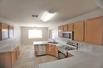 8546 W Meadowbrook Ave in Phoenix, AZ - Building Photo - Building Photo