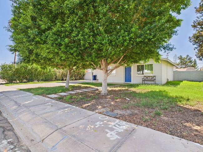 1233 W 11th St in Tempe, AZ - Building Photo - Building Photo