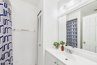 3021 Sir Hamilton Cir, Unit 11 in Titusville, FL - Building Photo - Building Photo