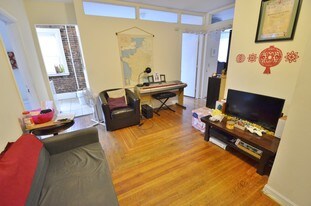 133 Peterborough St Apartments