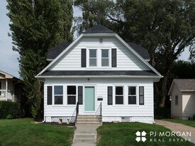 6262 Pine St in Omaha, NE - Building Photo