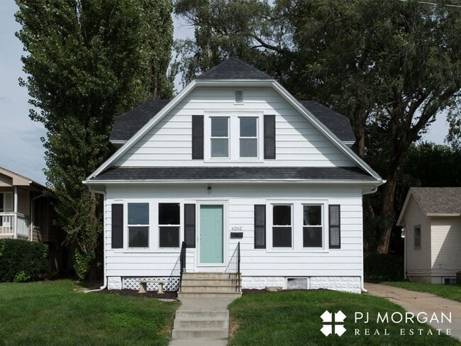 property at 6262 Pine St
