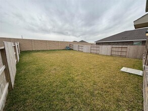 1122 Rustic Willow Dr in Beasley, TX - Building Photo - Building Photo