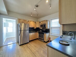 3428 W Lyndale St in Chicago, IL - Building Photo - Building Photo