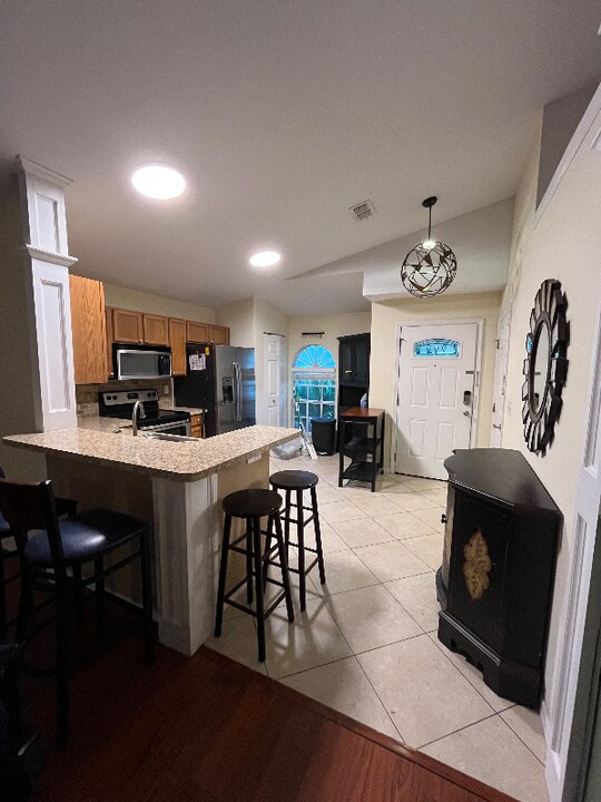 5026 6th Ave N in St. Petersburg, FL - Foto de edificio