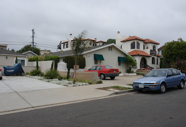 904-910 Agate St in San Diego, CA - Building Photo - Building Photo