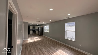 1107 E Mulberry St in Kokomo, IN - Building Photo - Building Photo