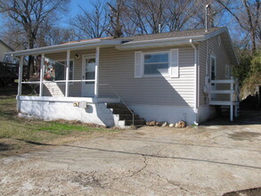 211 S 4th St in Branson, MO - Building Photo - Building Photo