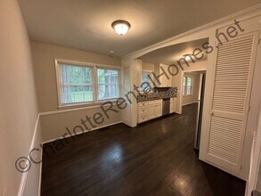 2111 Burgandy Dr in Charlotte, NC - Building Photo - Building Photo