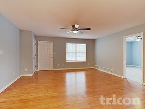 213 Martins COurt in Villa Rica, GA - Building Photo - Building Photo