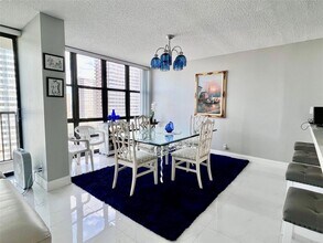 2049 S Ocean Dr, Unit 1108 in Hallandale Beach, FL - Foto de edificio - Building Photo