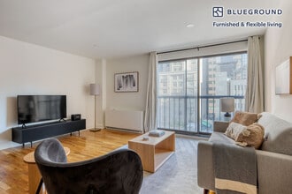 123 E 54th St in New York, NY - Building Photo - Building Photo