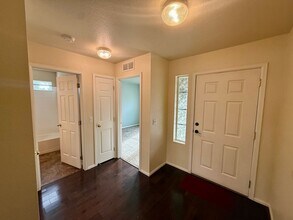 2044 Falcon Ridge Dr in Fort Collins, CO - Building Photo - Building Photo