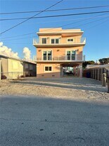 1516 Aqueduct Ln in Key Largo, FL - Building Photo