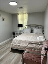 89 Britton Ave, Unit First floor in Stoughton, MA - Building Photo - Building Photo