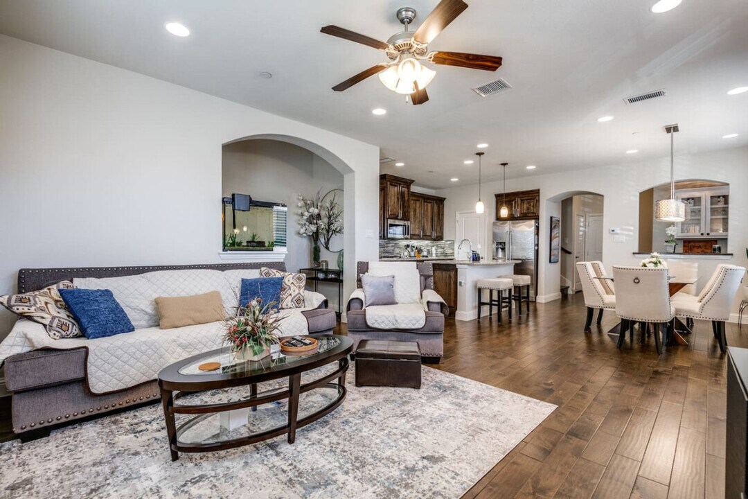 4654 Rhett Ln in Carrollton, TX - Building Photo