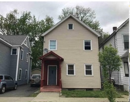 113 Victory Ave  -  Schuyler Labar, Unit First floor in Schenectady, NY - Building Photo