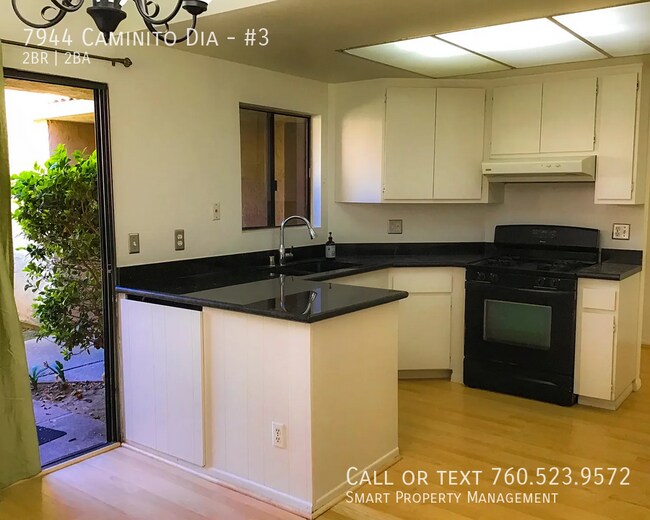 7944 Caminito Dia in San Diego, CA - Building Photo - Building Photo